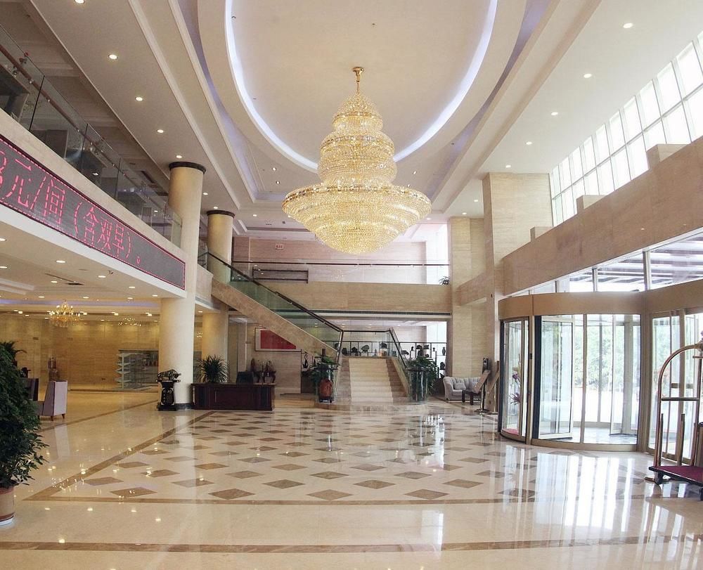 Weishi International Hotel Qingzhou Экстерьер фото