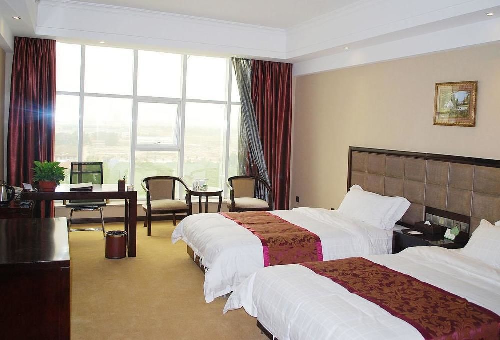 Weishi International Hotel Qingzhou Экстерьер фото